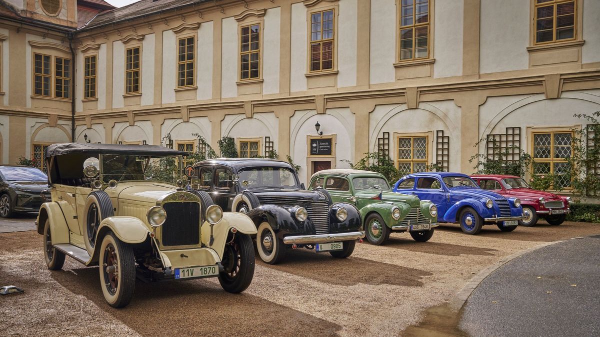 Řídili jsme ty nejdůležitější Škodovky historie: Octavie, 110 R, Rapid nebo Favorit jsou jak továrna na vzpomínky